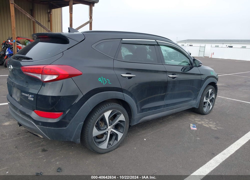 2016 HYUNDAI TUCSON LIMITED VIN: KM8J3CA20GU246753