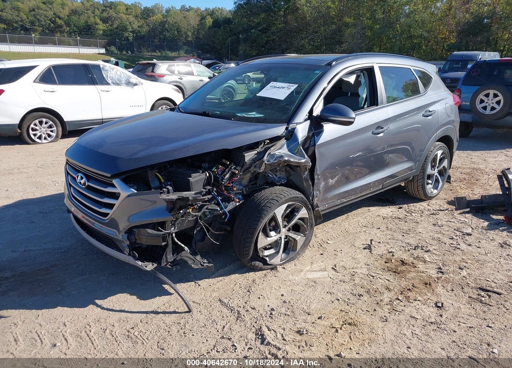 2018 HYUNDAI TUCSON VALUE VIN: KM8J3CA26JU753471