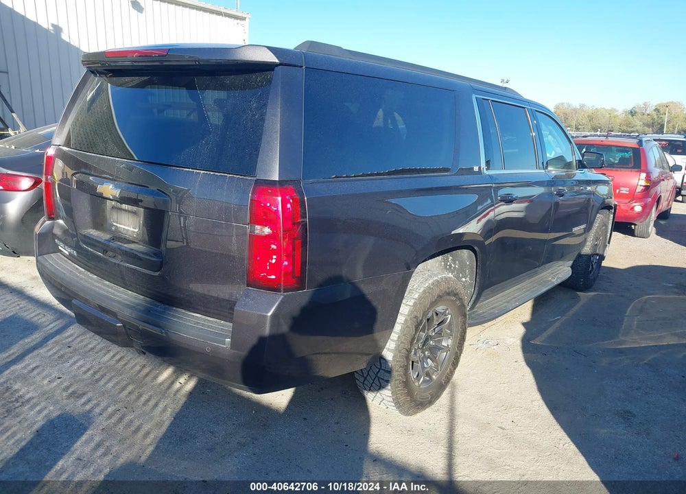 2017 CHEVROLET SUBURBAN LT VIN: 1GNSKHKC0HR406593