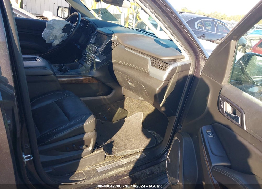 2017 CHEVROLET SUBURBAN LT VIN: 1GNSKHKC0HR406593