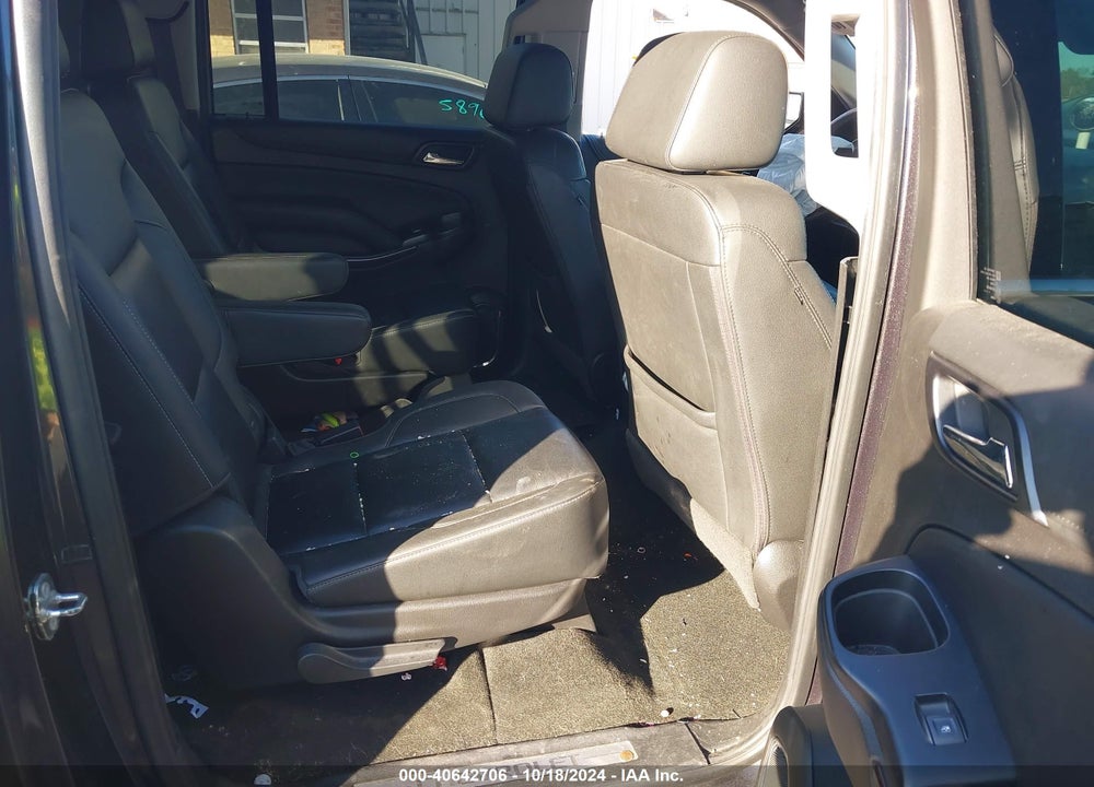 2017 CHEVROLET SUBURBAN LT VIN: 1GNSKHKC0HR406593