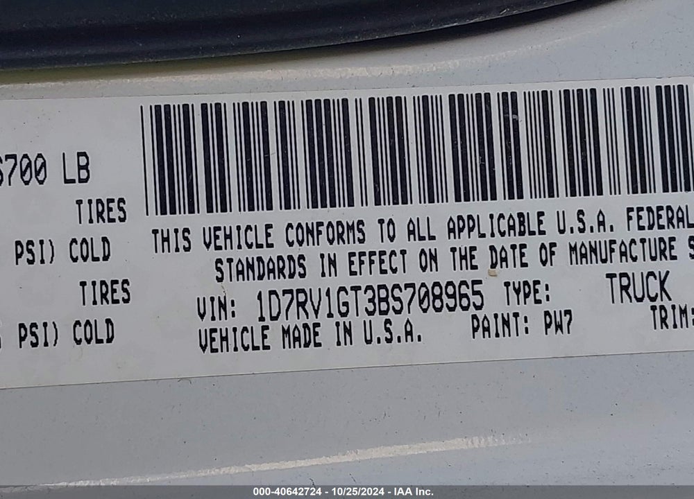 2011 RAM 1500 SLT VIN: 1D7RV1GT3BS708965