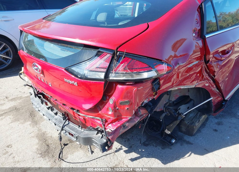2022 HYUNDAI IONIQ HYBRID SEL VIN: KMHC85LC8NU273577