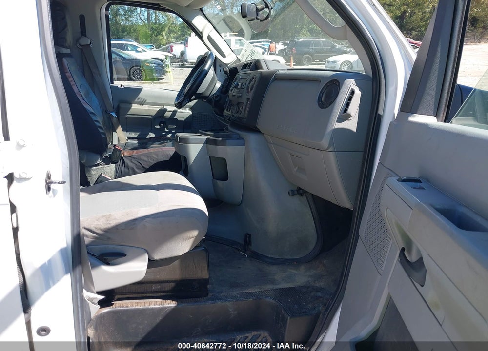 2013 FORD E-350 SUPER DUTY XLT VIN: 1FBNE3BL6DDA77698