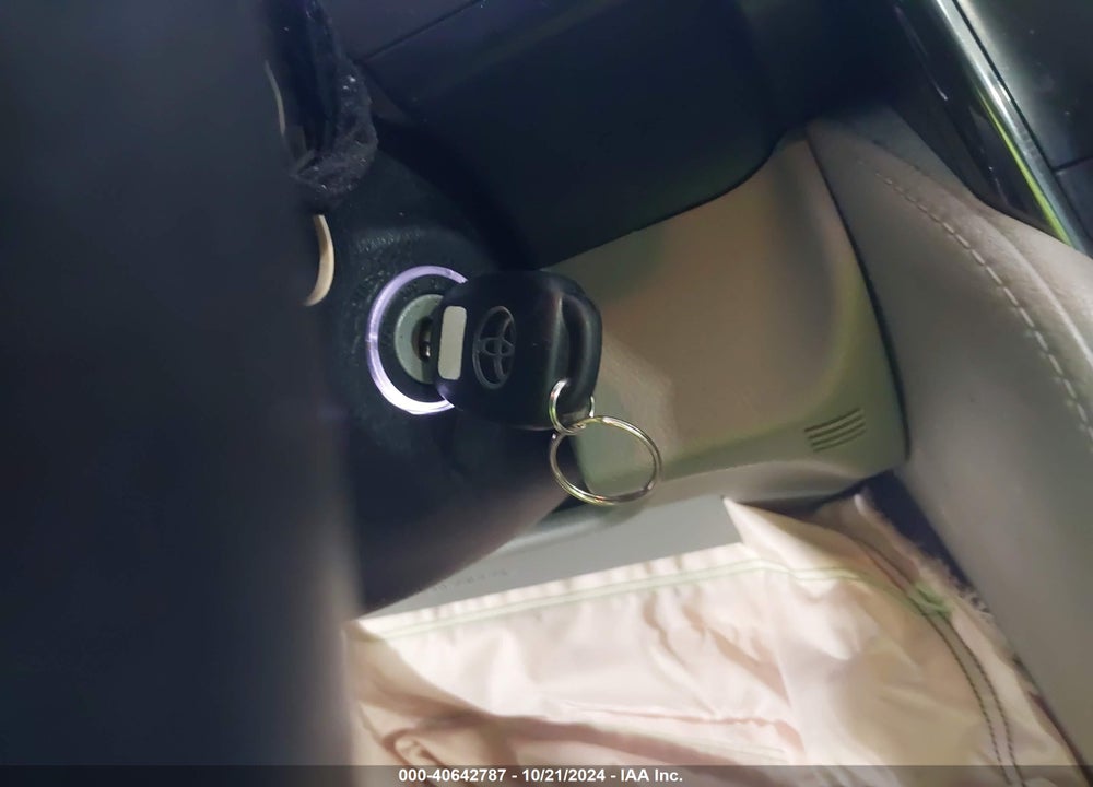 2012 TOYOTA CAMRY XLE VIN: 4T4BF1FK2CR212631