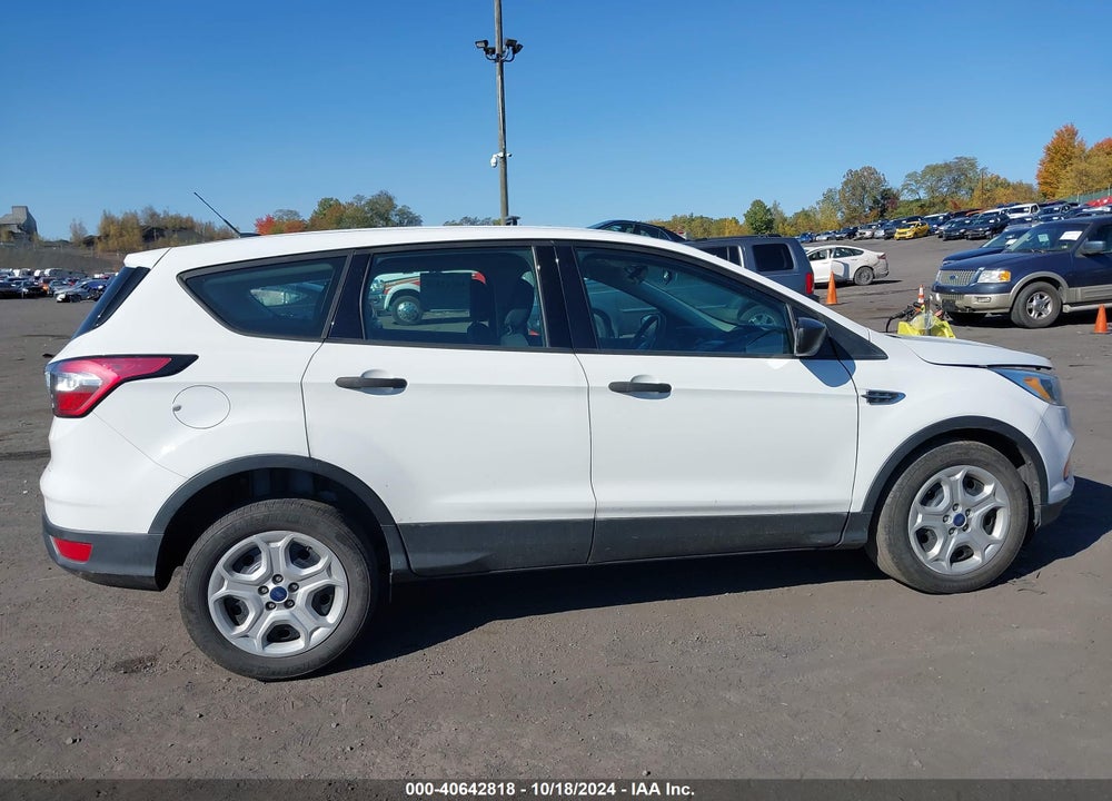 2018 FORD ESCAPE S VIN: 1FMCU0F70JUC62886