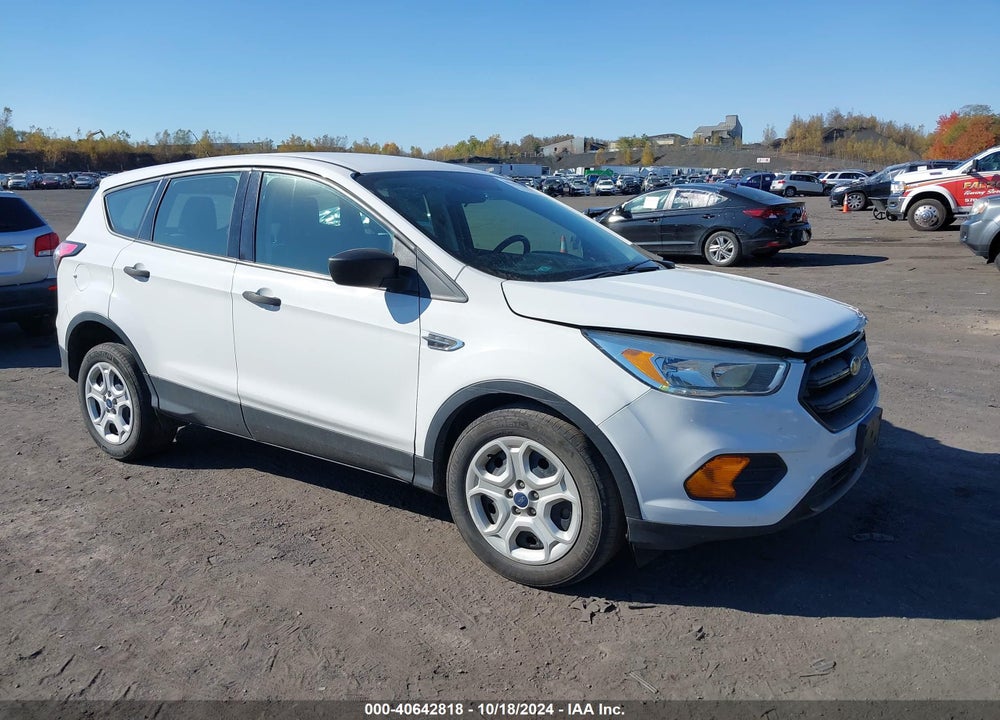 2018 FORD ESCAPE S VIN: 1FMCU0F70JUC62886