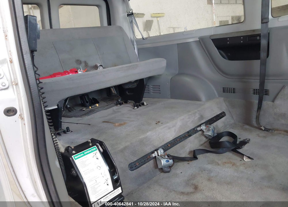 2007 FORD E-350 SUPER DUTY XL/XLT VIN: 1FBNE31L47DB11174