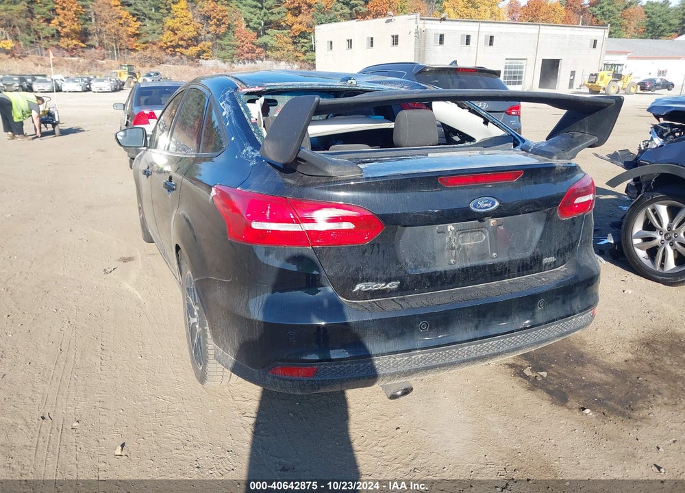 2018 FORD FOCUS SEL VIN: 1FADP3H27JL229379