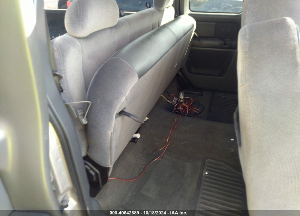 2004 GMC SIERRA 1500 SLE VIN: 2GTEC19V141224048