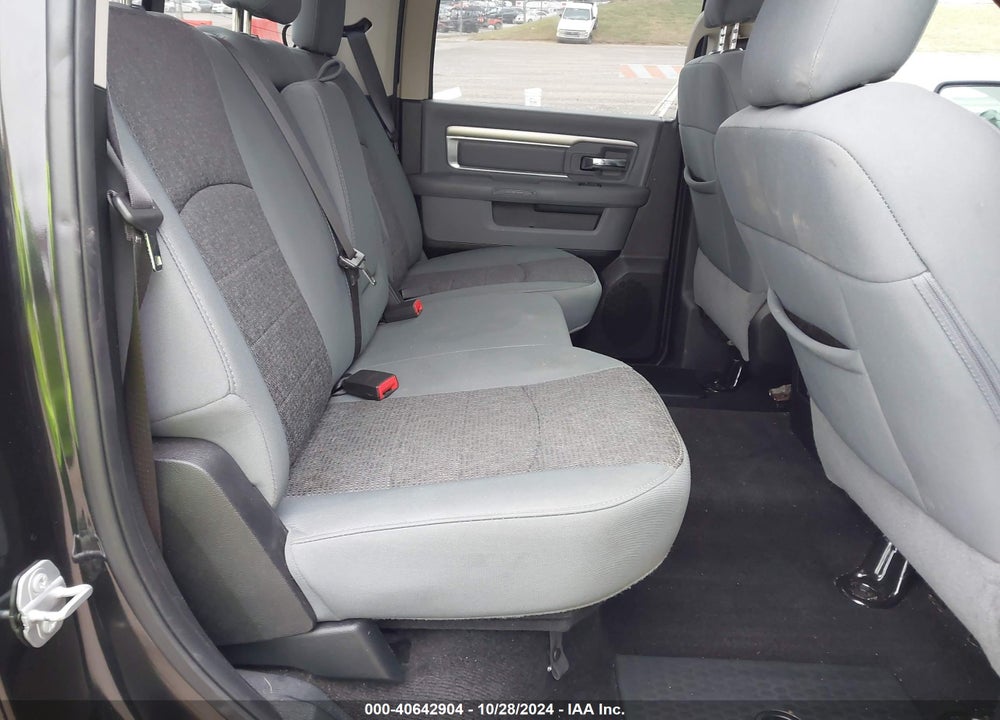 2018 RAM 1500 SLT VIN: 1C6RR7LT3JS145509
