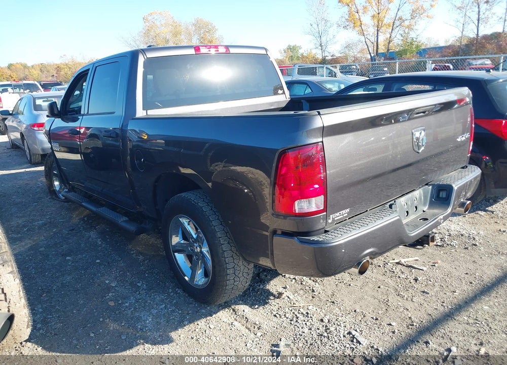 2014 RAM 1500 EXPRESS VIN: 1C6RR7KT1ES393328