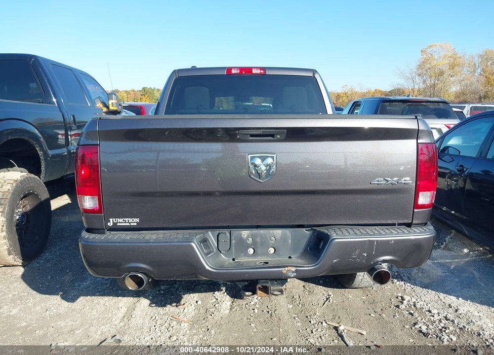 2014 RAM 1500 EXPRESS VIN: 1C6RR7KT1ES393328