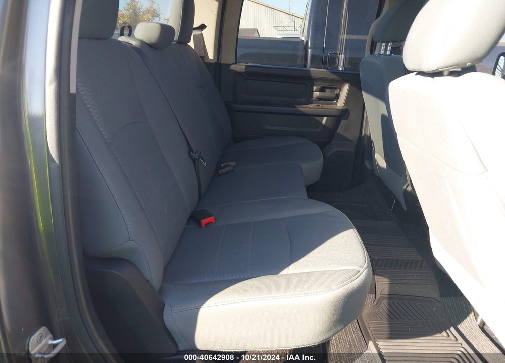 2014 RAM 1500 EXPRESS VIN: 1C6RR7KT1ES393328