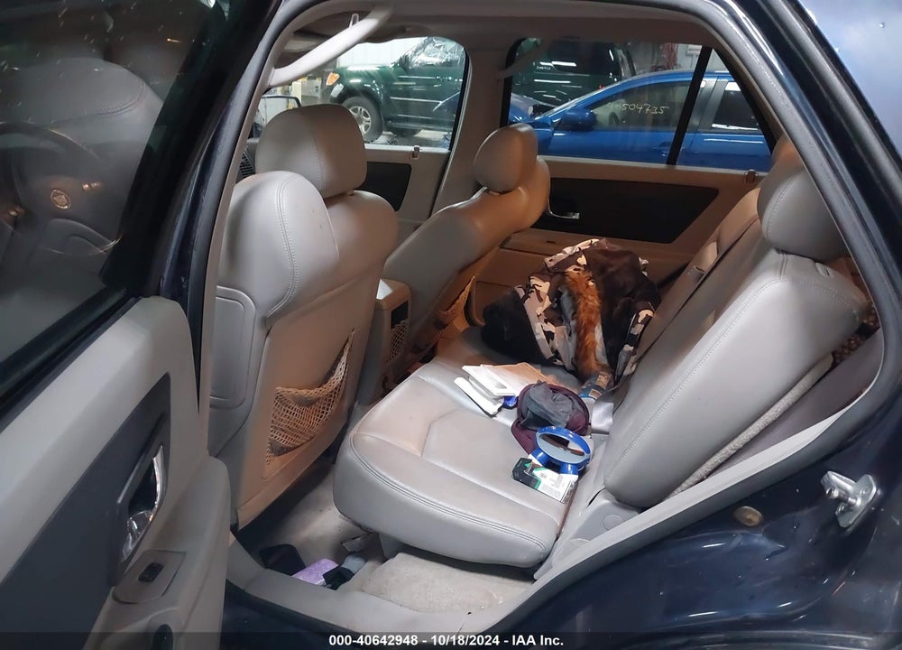 2006 CADILLAC SRX V6 VIN: 1GYEE637560133651