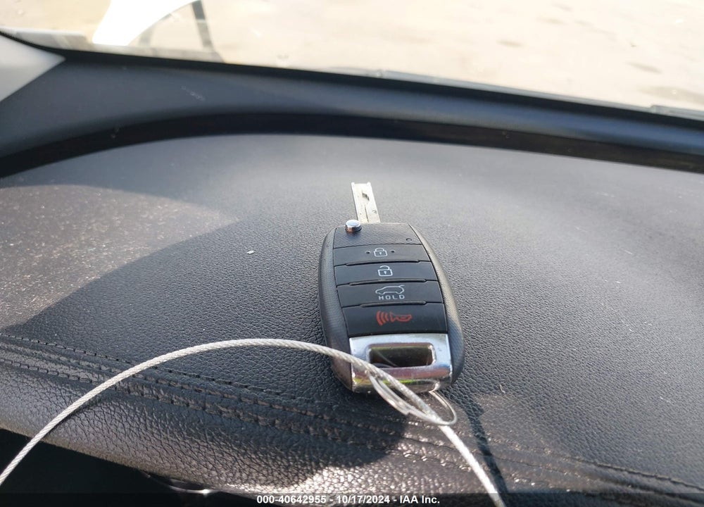 2019 KIA SORENTO 2.4L LX VIN: 5XYPGDA38KG575163