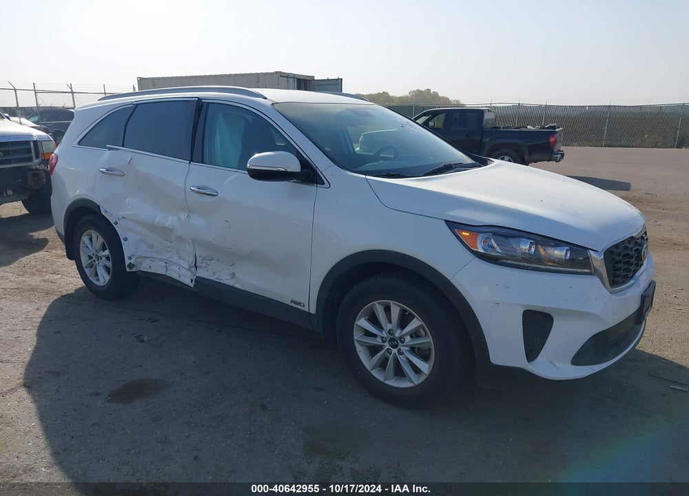 2019 KIA SORENTO 2.4L LX VIN: 5XYPGDA38KG575163