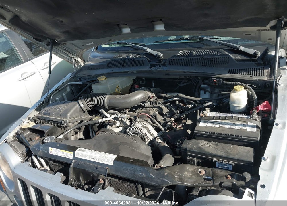 2007 JEEP LIBERTY SPORT VIN: 1J4GL48K57W665416