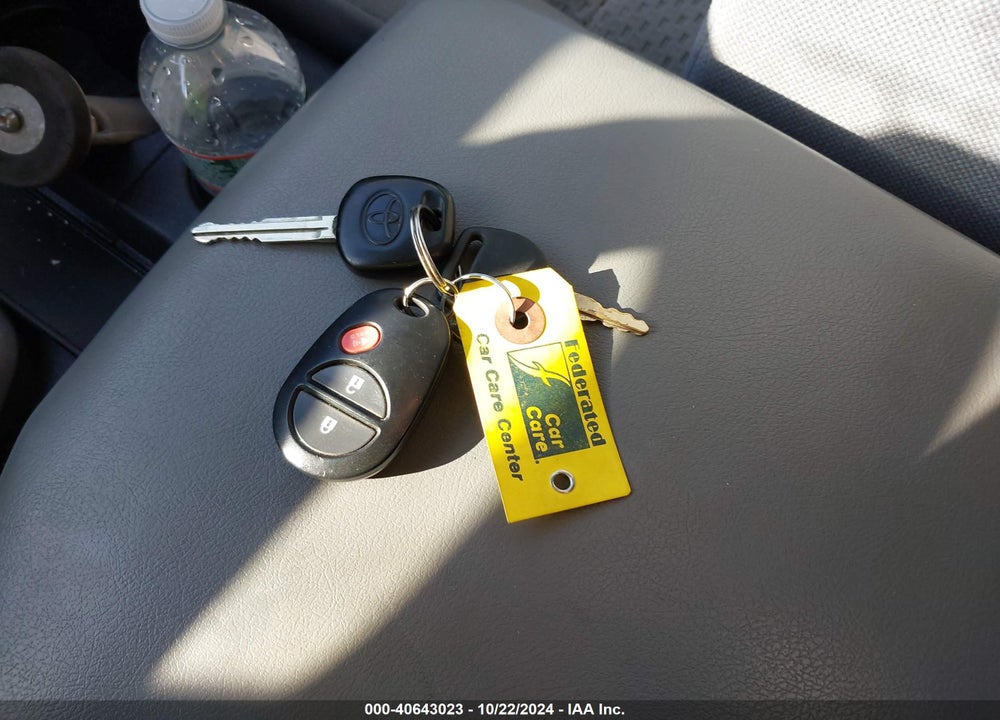 2013 TOYOTA TUNDRA GRADE 5.7L V8 VIN: 5TFRY5F13DX136360