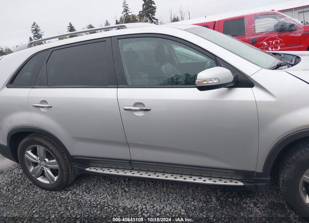2013 KIA SORENTO EX VIN: 5XYKU3A63DG337960