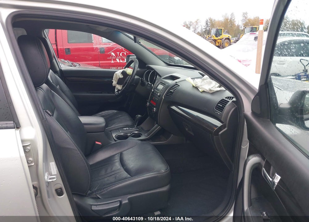 2013 KIA SORENTO EX VIN: 5XYKU3A63DG337960