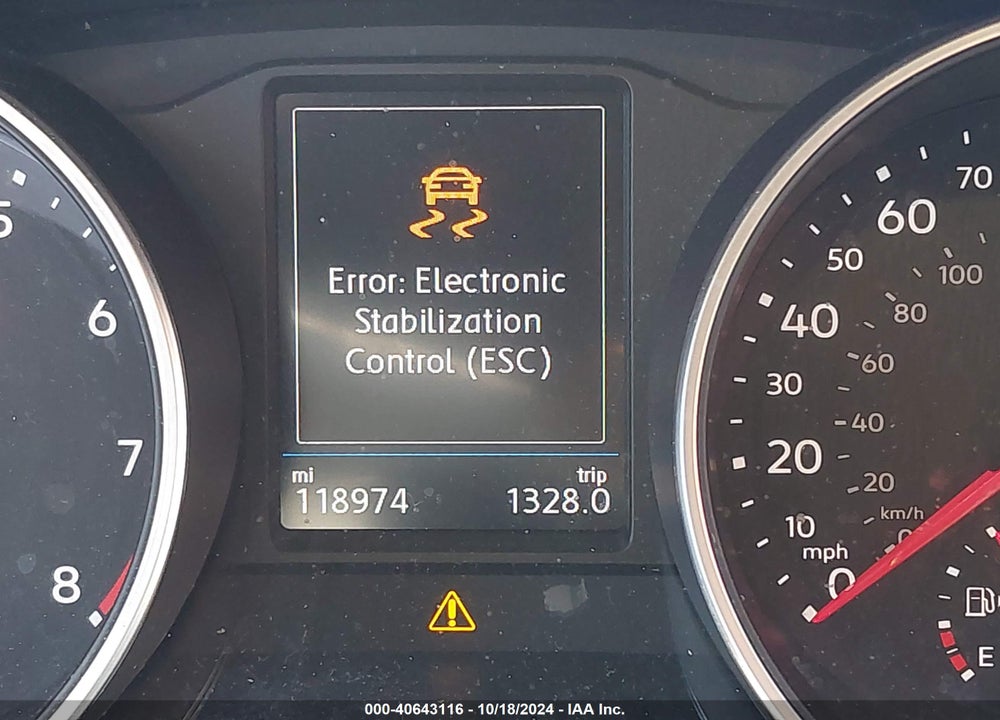 2018 VOLKSWAGEN TIGUAN 2.0T SE/2.0T SEL VIN: 3VV3B7AX9JM218787