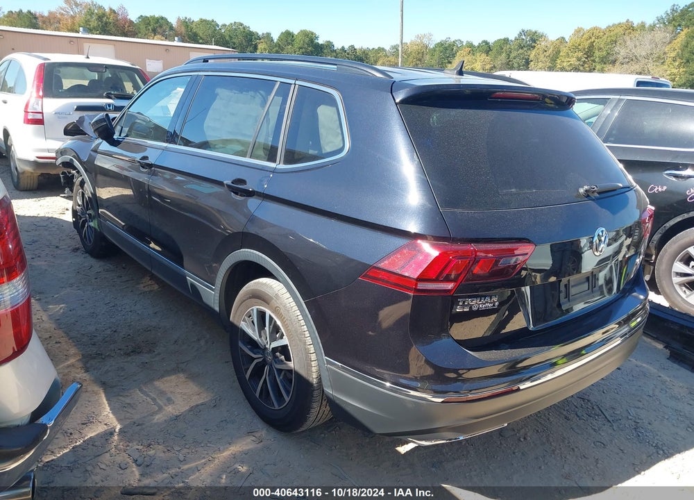 2018 VOLKSWAGEN TIGUAN 2.0T SE/2.0T SEL VIN: 3VV3B7AX9JM218787