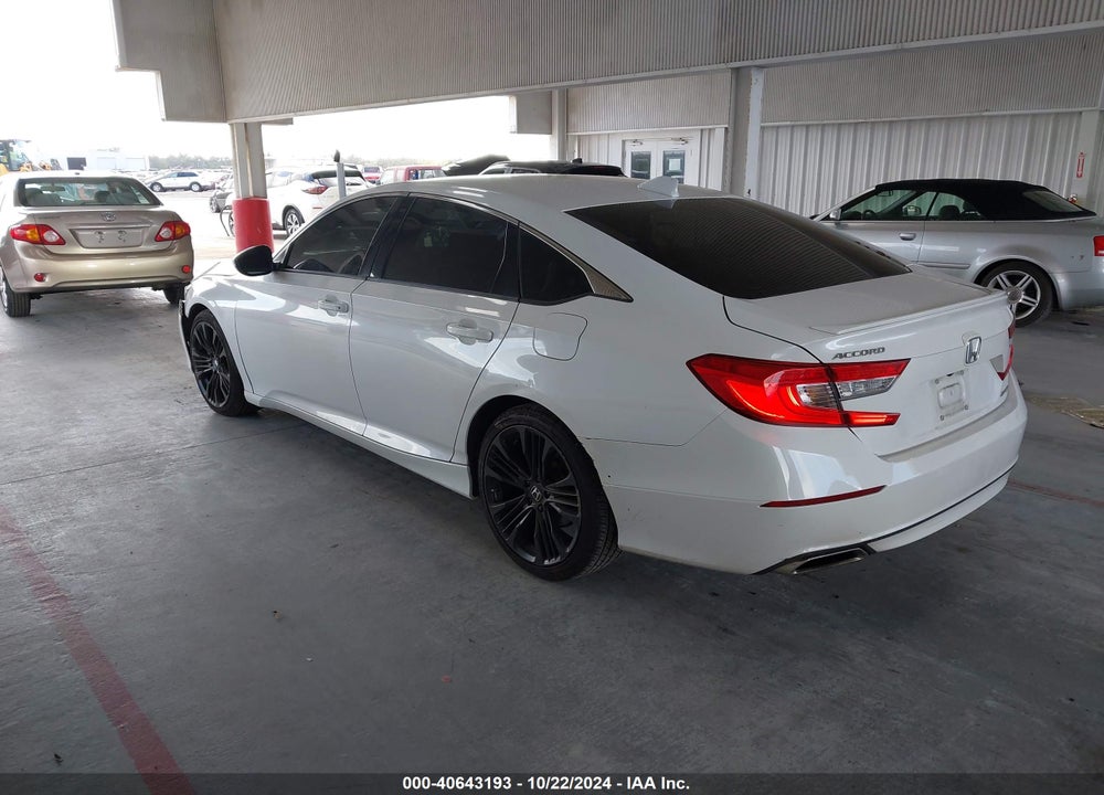 2018 HONDA ACCORD VIN: 1HGCV1F39JA063116