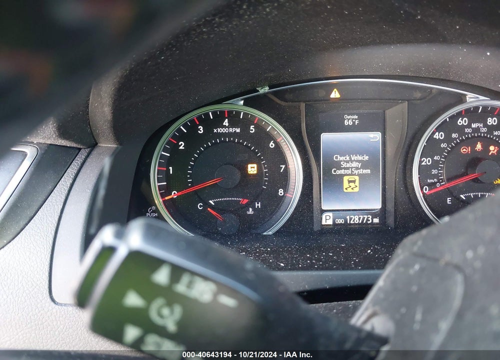 2015 TOYOTA CAMRY SE VIN: 4T1BF1FK8FU476242