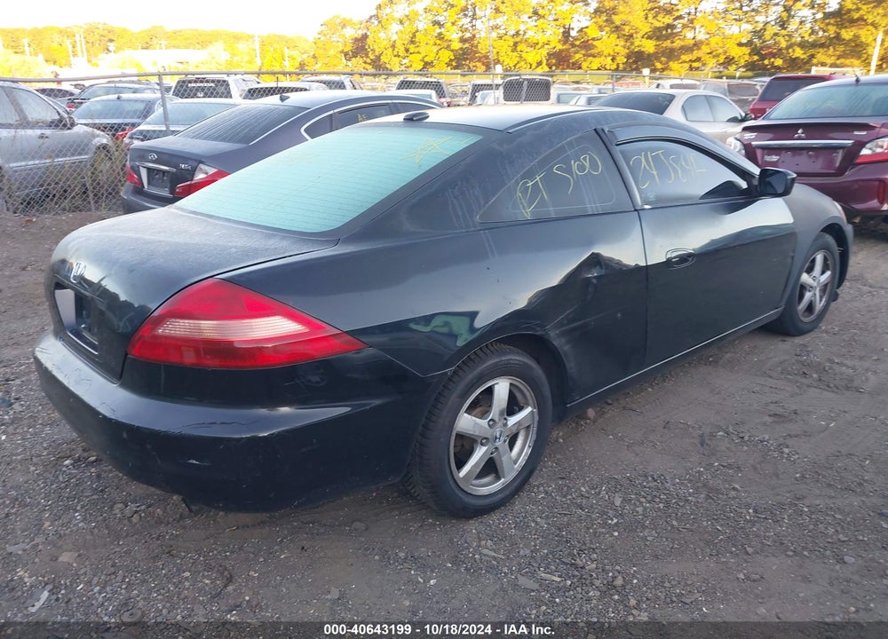 2005 HONDA ACCORD 2.4 EX VIN: 1HGCM72675A020082