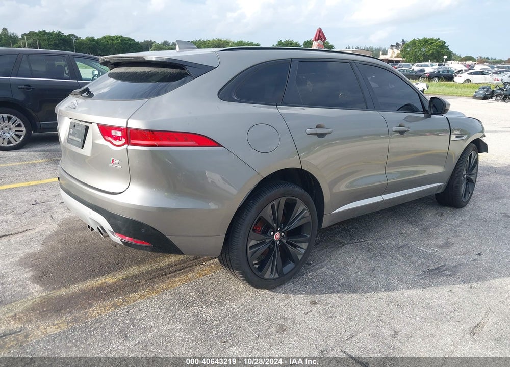 2018 JAGUAR F-PACE S VIN: SADCM2FV2JA271738