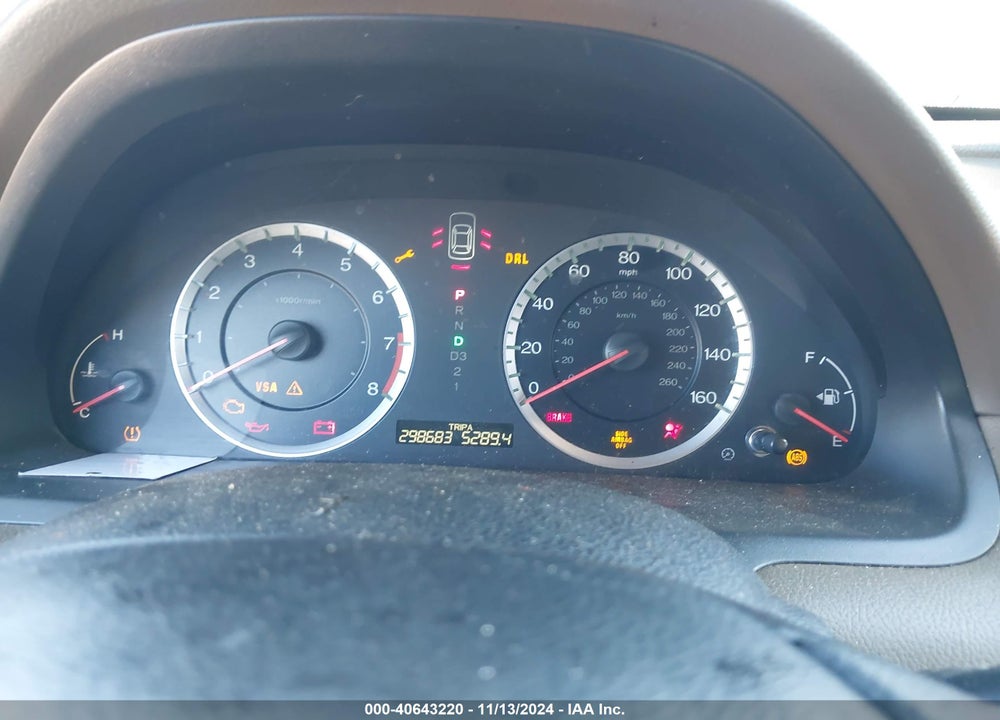 2010 HONDA ACCORD 2.4 LX VIN: 1HGCP2F30AA117547