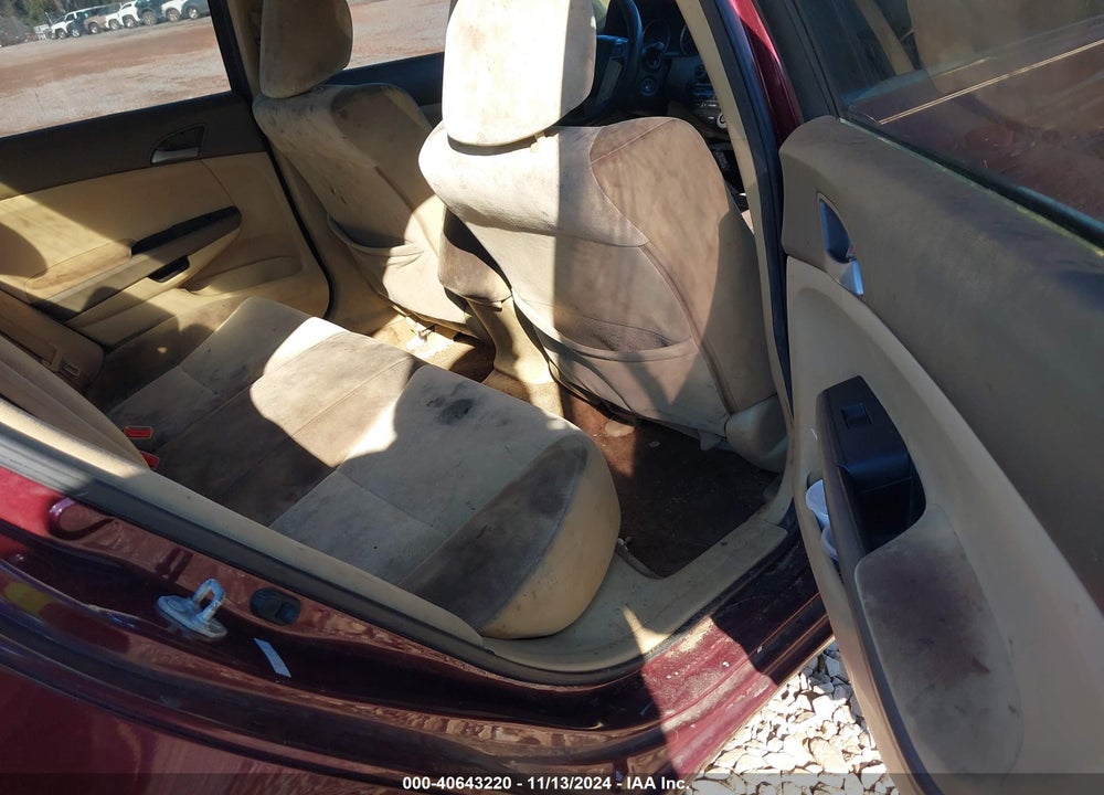 2010 HONDA ACCORD 2.4 LX VIN: 1HGCP2F30AA117547
