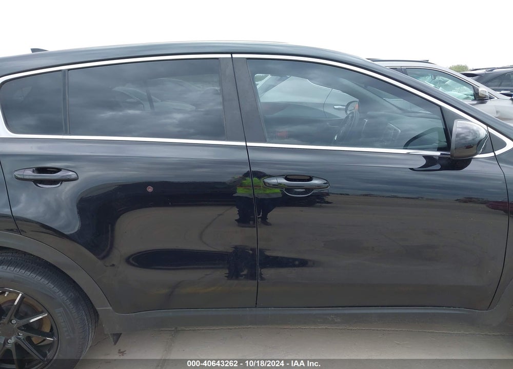 2017 KIA SPORTAGE LX VIN: KNDPMCAC8H7126302