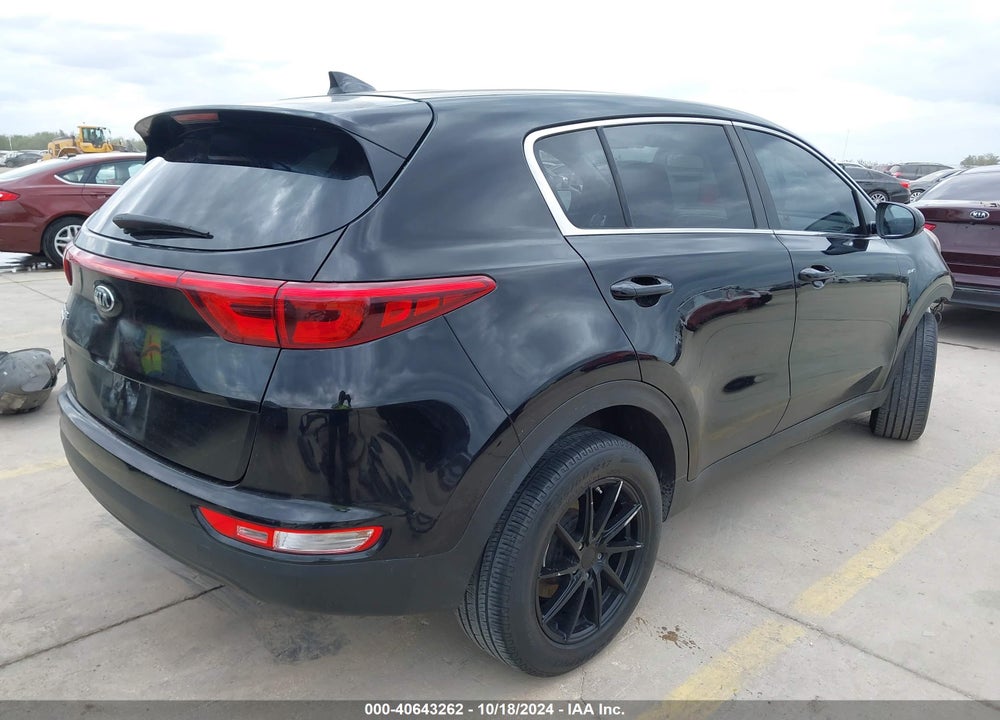 2017 KIA SPORTAGE LX VIN: KNDPMCAC8H7126302