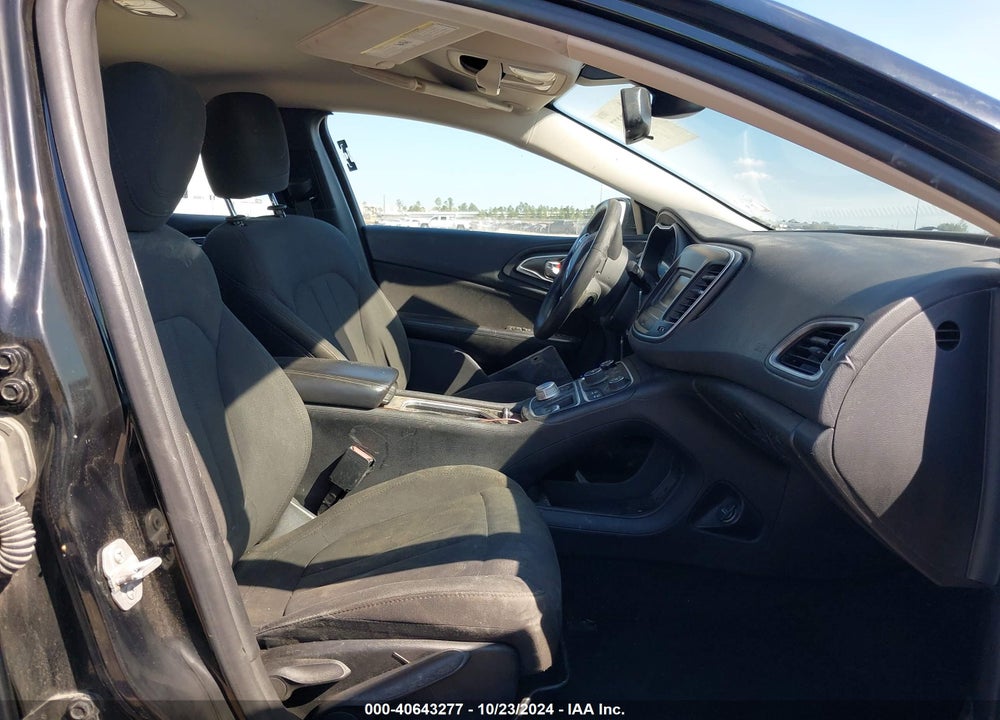 2016 CHRYSLER 200 LIMITED VIN: 1C3CCCAB3GN172532