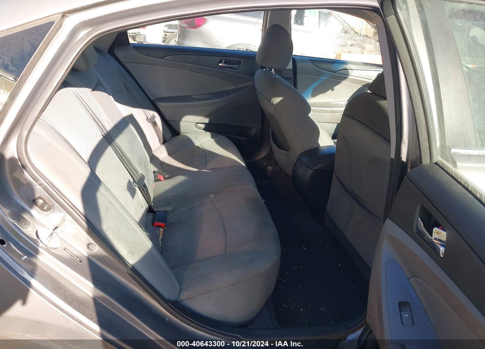 2014 HYUNDAI SONATA GLS VIN: 5NPEB4AC9EH867861