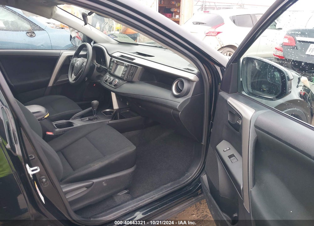 2018 TOYOTA RAV4 LE VIN: 2T3ZFREV9JW456087