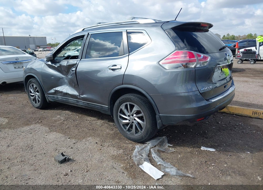 2015 NISSAN ROGUE SL VIN: 5N1AT2MV8FC859448
