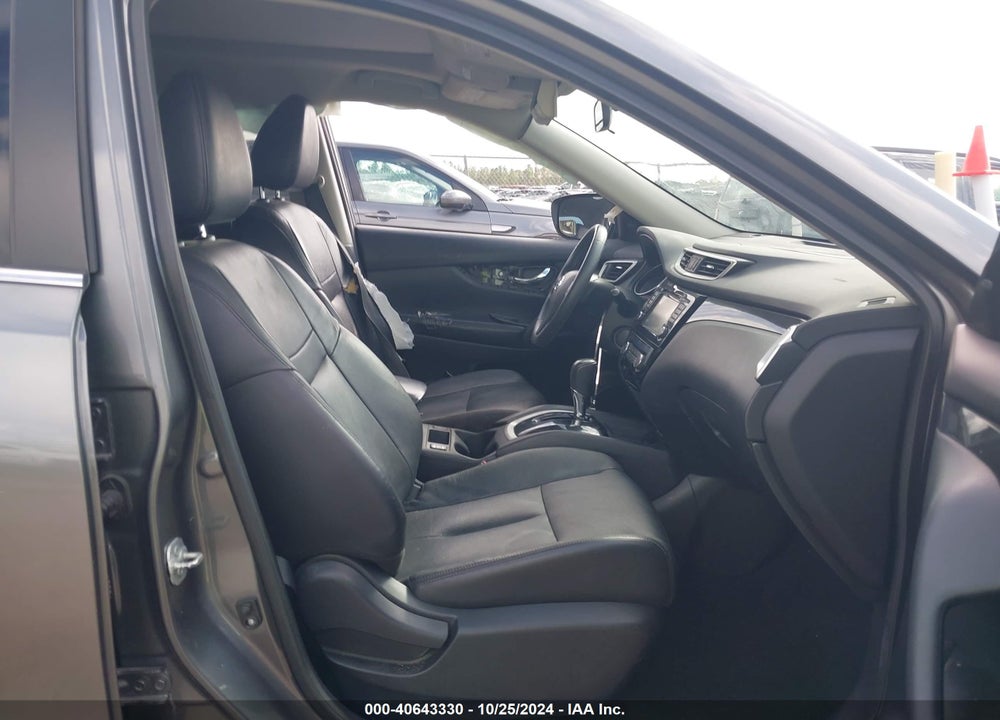 2015 NISSAN ROGUE SL VIN: 5N1AT2MV8FC859448