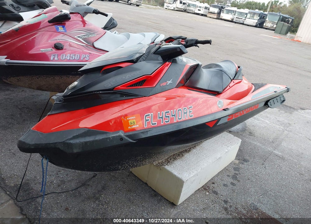 2016 SEADOO --- VIN: YDV22811E616