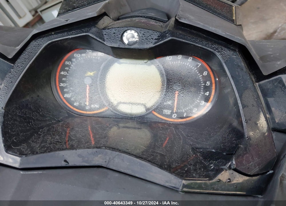 2016 SEADOO --- VIN: YDV22811E616
