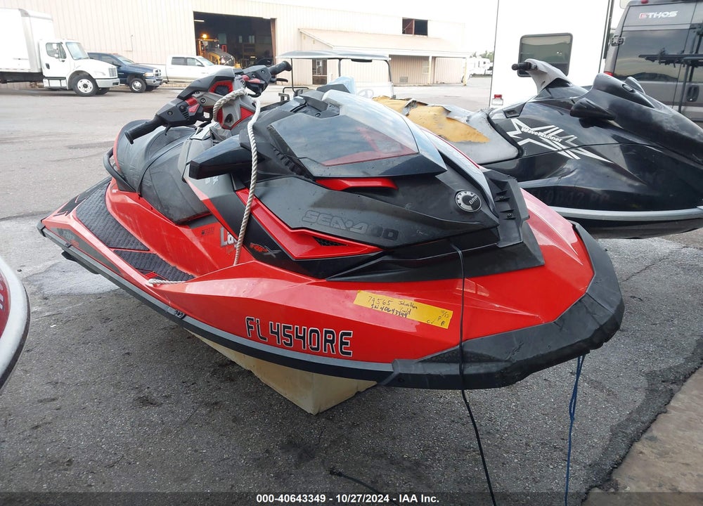 2016 SEADOO --- VIN: YDV22811E616
