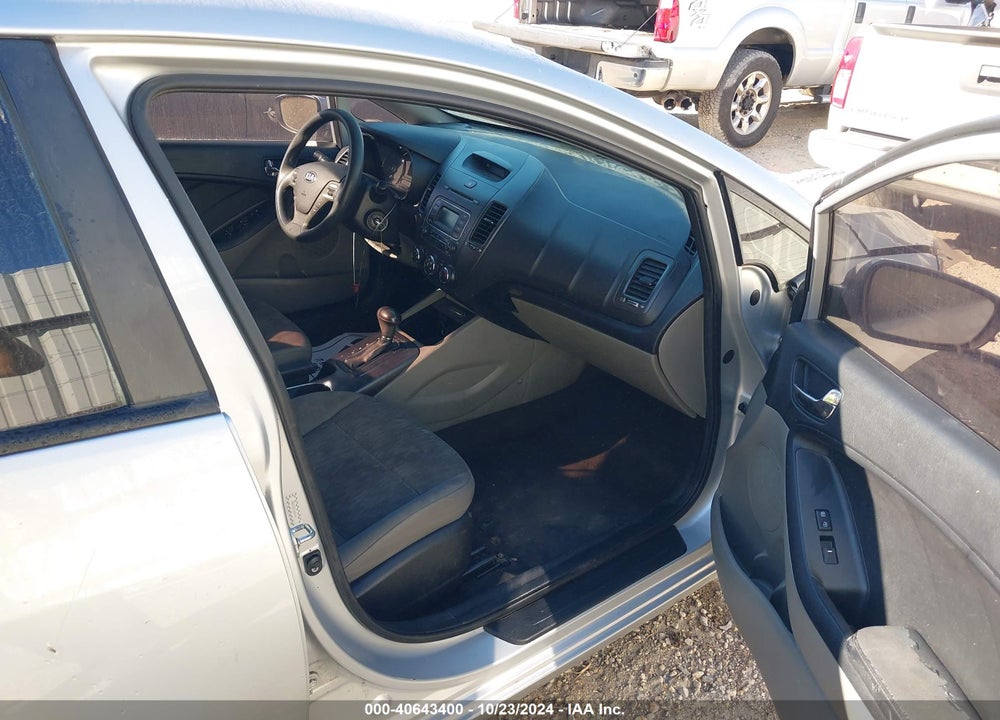 2015 KIA FORTE LX VIN: KNAFK4A61F5401614