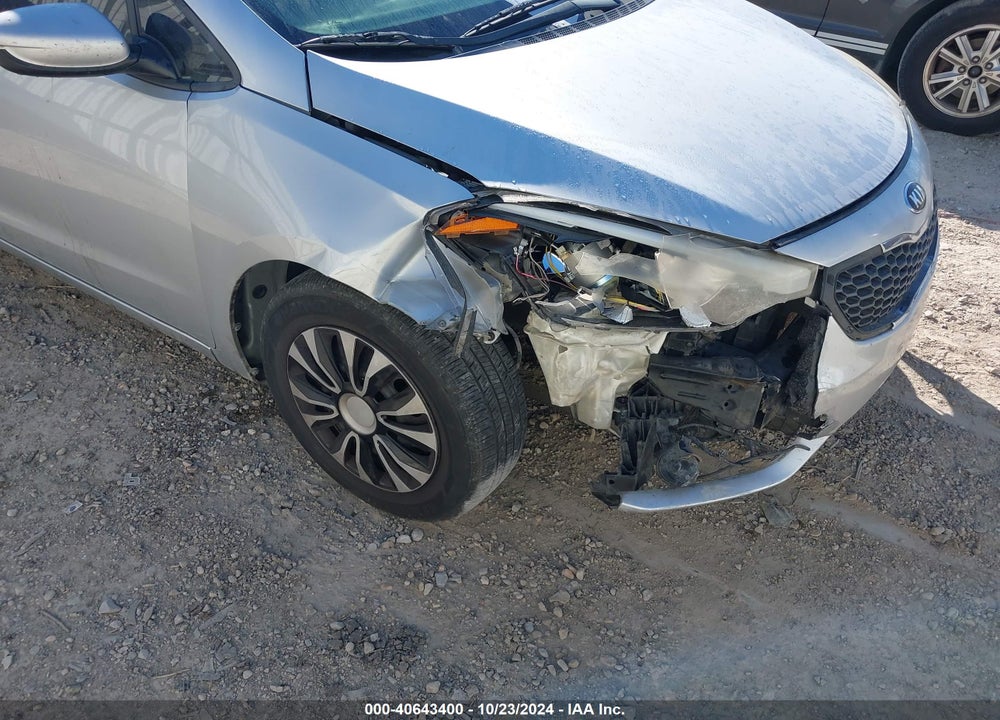 2015 KIA FORTE LX VIN: KNAFK4A61F5401614