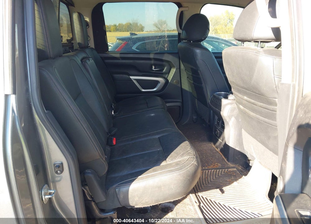 2017 NISSAN TITAN XD SL DIESEL VIN: 1N6BA1F44HN563277