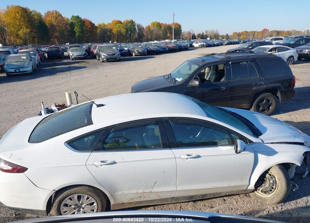 2014 FORD FUSION S VIN: 1FA6P0G7XE5383390