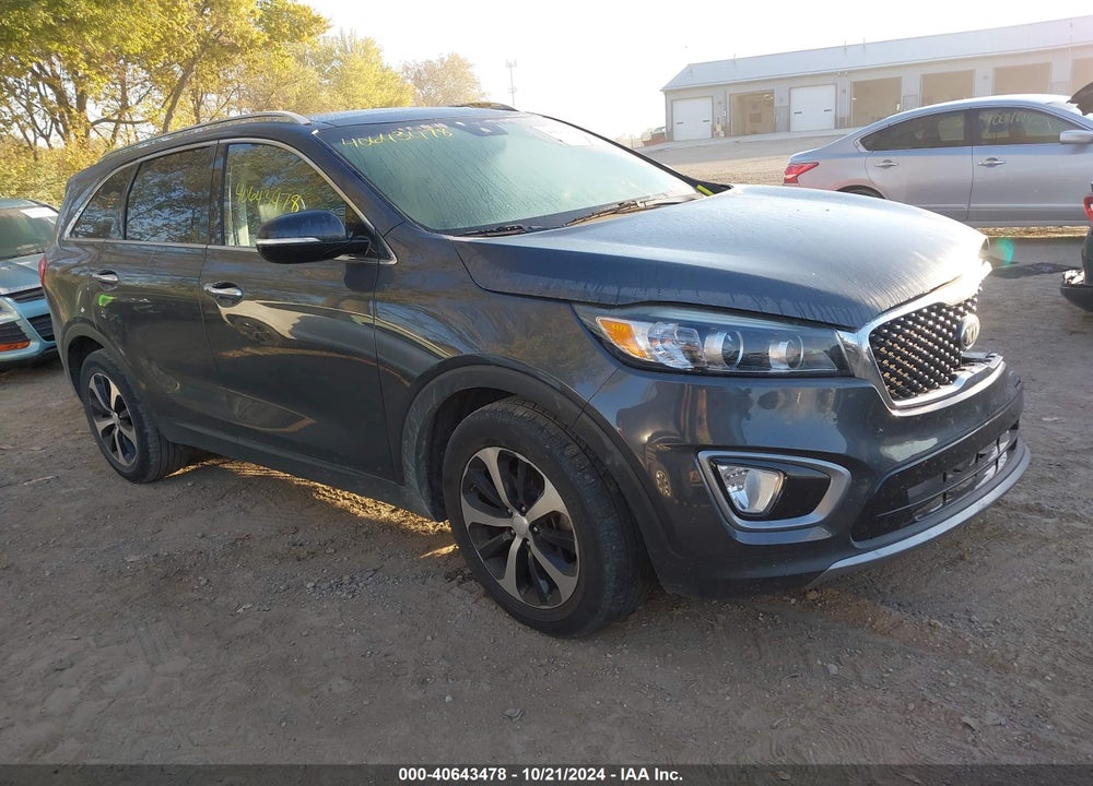 2016 KIA SORENTO 3.3L EX VIN: 5XYPH4A58GG182480