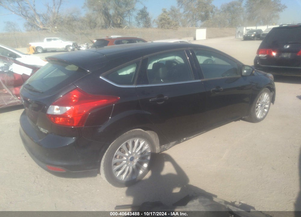 2012 FORD FOCUS TITANIUM VIN: 1FAHP3N20CL365989