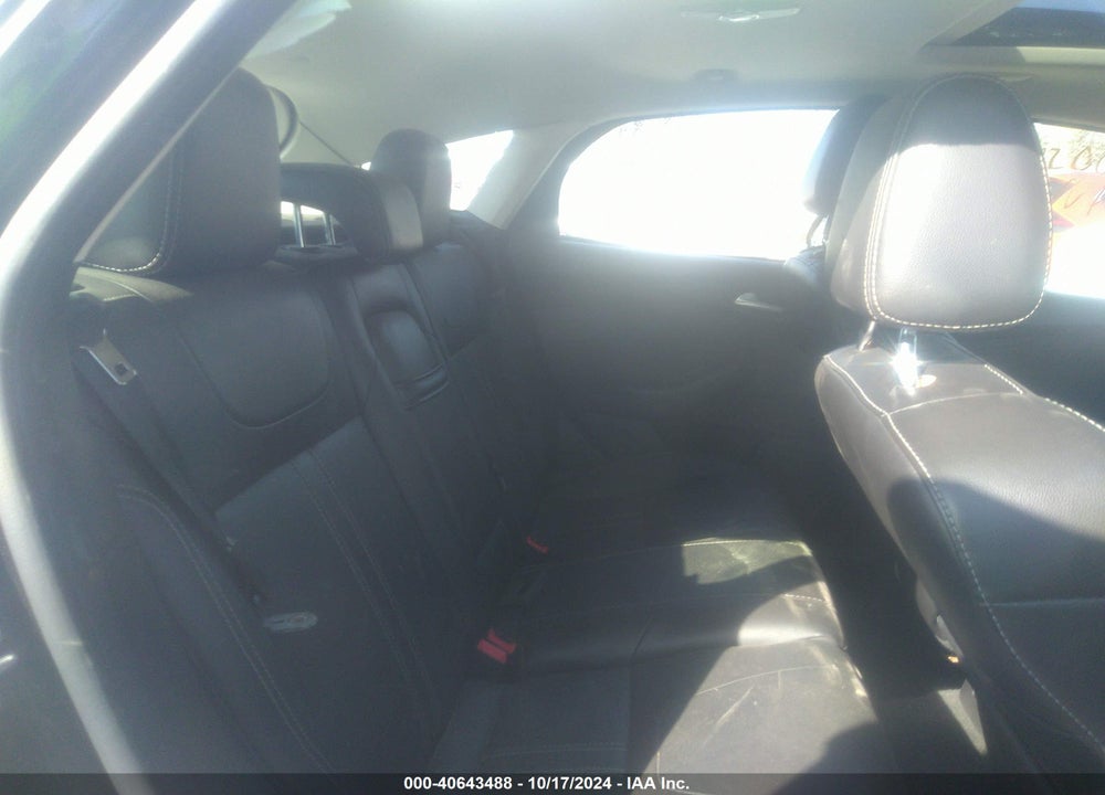 2012 FORD FOCUS TITANIUM VIN: 1FAHP3N20CL365989